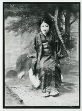 様々な職業を転々としていた頃の芙美子　新宿歴史博物館蔵_rs